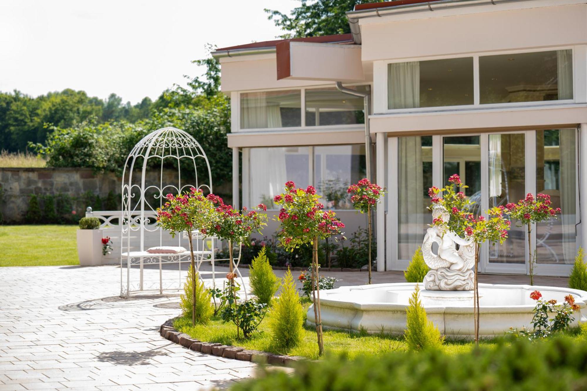 Schlosshotel Wilhelmsthal Calden Екстер'єр фото